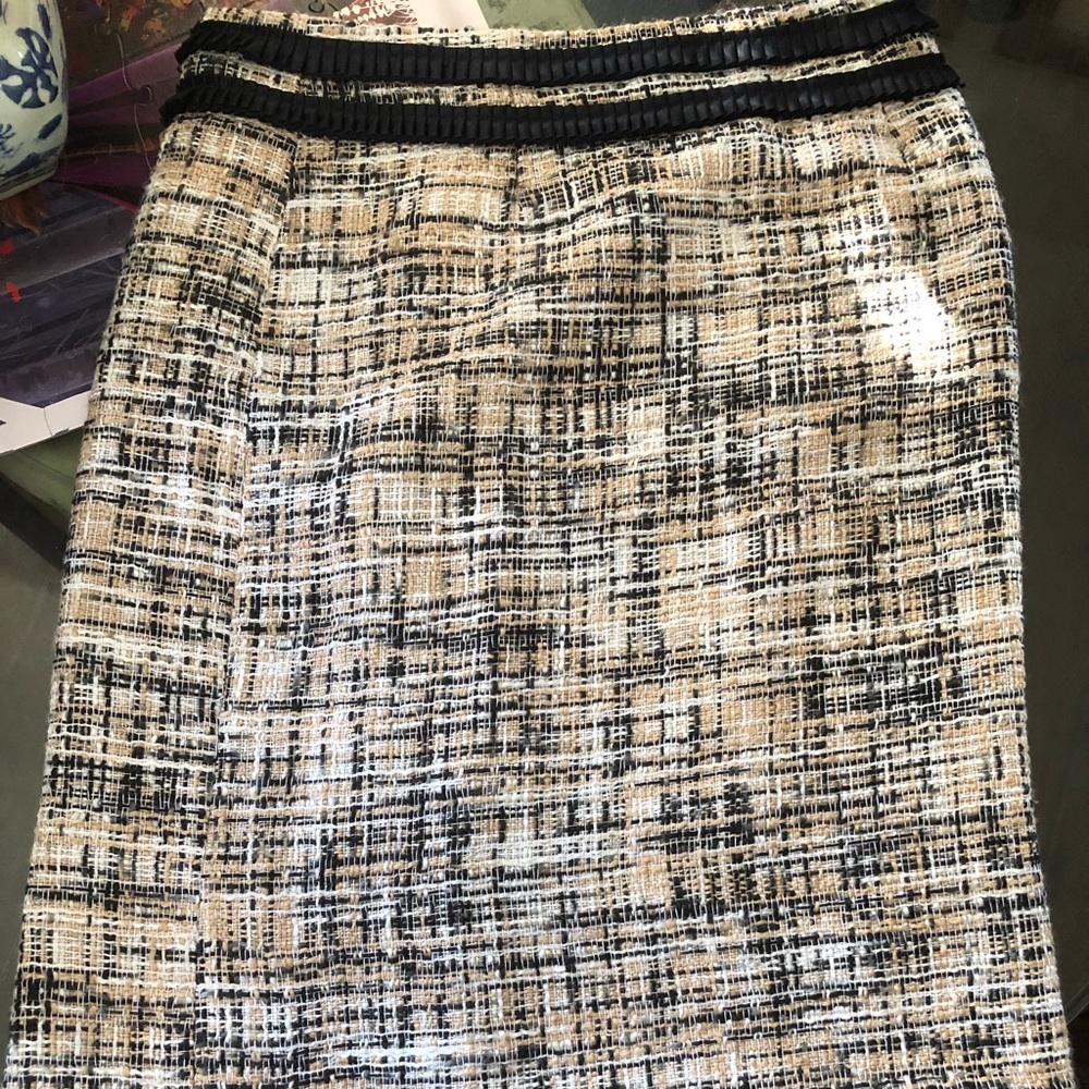 Sharagano Gray/Navy Soft Tweed Skirt